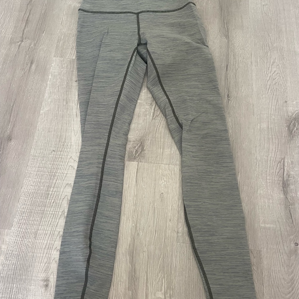 lululemon athletica Gray Heather Leggings with Dark Gray Seams